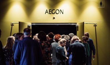 sfeer - rij voor de Aegon - Hans Jellema