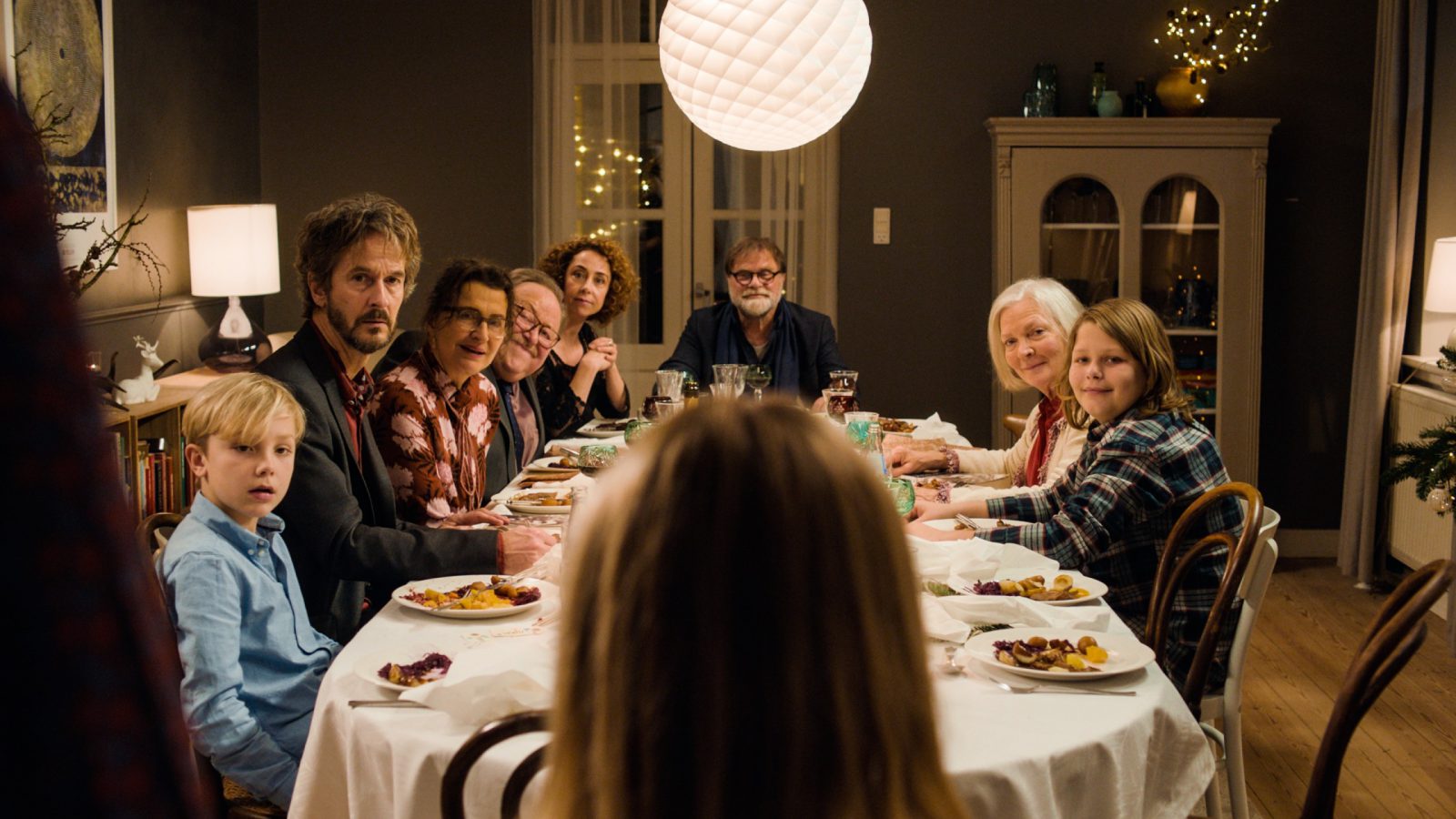 2003991_den-tid-paa-aaret_still_den-tid-paa-aret7_dan-swe-nor-fin-org_print