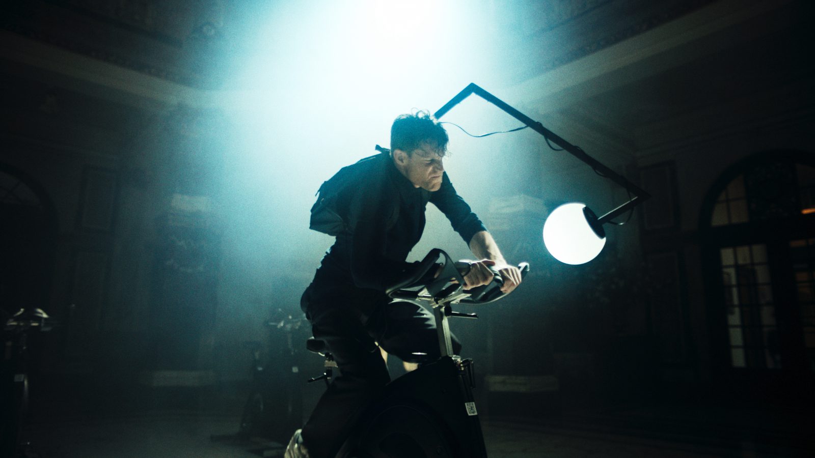 DD1_GS_SPOT-00_01_18_09-Still006