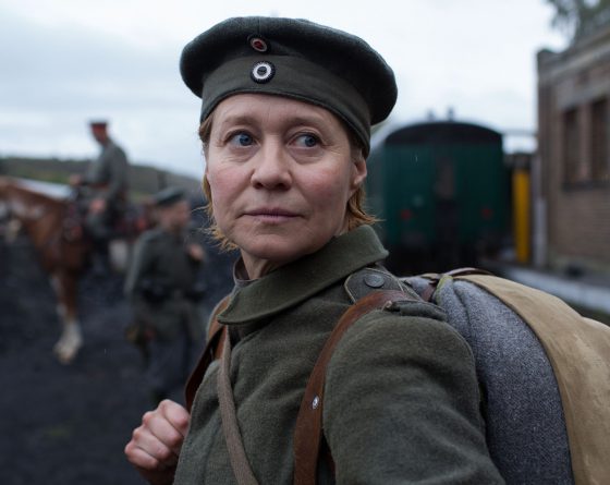 F_1_erna_at_war_577d354c55