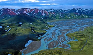 Nature-on-Tour_-Magical-Iceland_st_1_jpg_sd-low_Copyright-Nautilus-Film-Jan-Haft