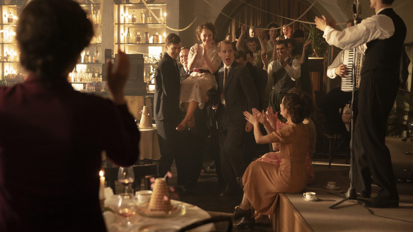 6d24fb28-d7fc-4211-9849-bd51b16e45d5